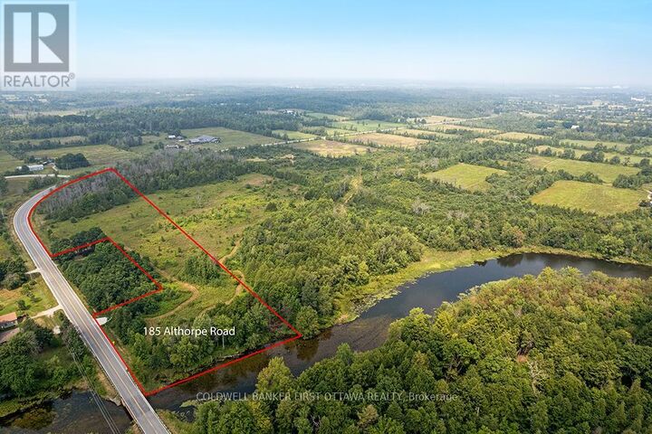 Photo de la propriété: 185 Althorpe Road ON K7H 3C5