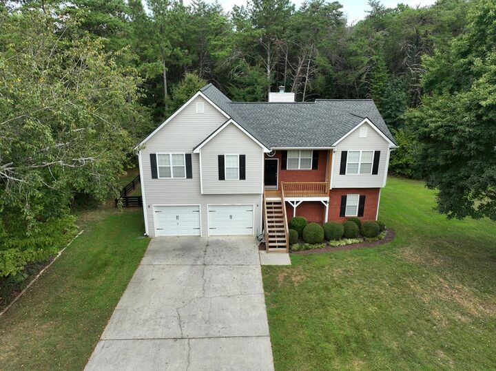 Property Photo: 15 Mill View Court GA 30103