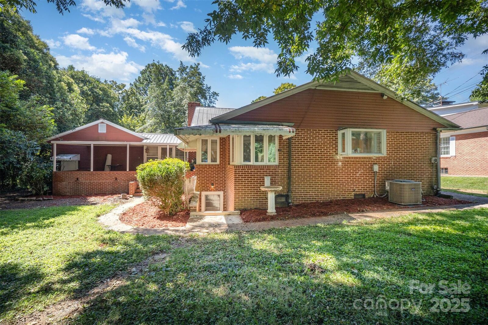 Property Photo:  1612 Statesville Boulevard  NC 28144