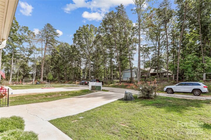 Property Photo: 7617 Red Robin Trail NC 28037