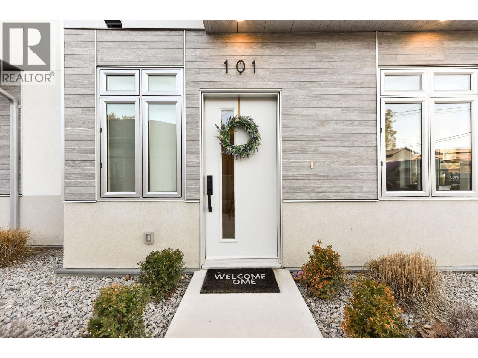 Property Photo:  222 Lee Avenue 101  BC V2A 0G2 