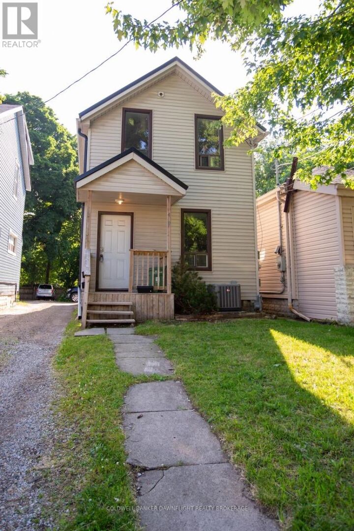Property Photo: 458 Adelaide Street North ON N6B 3H9