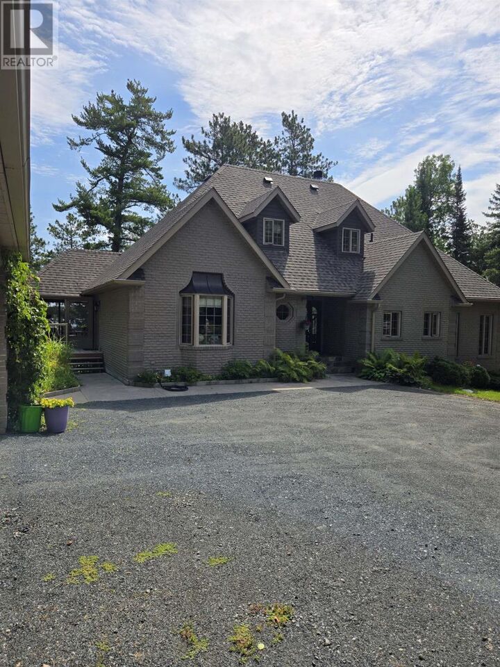 Property Photo: 164 Kimberley Rd ON P0X 1H0