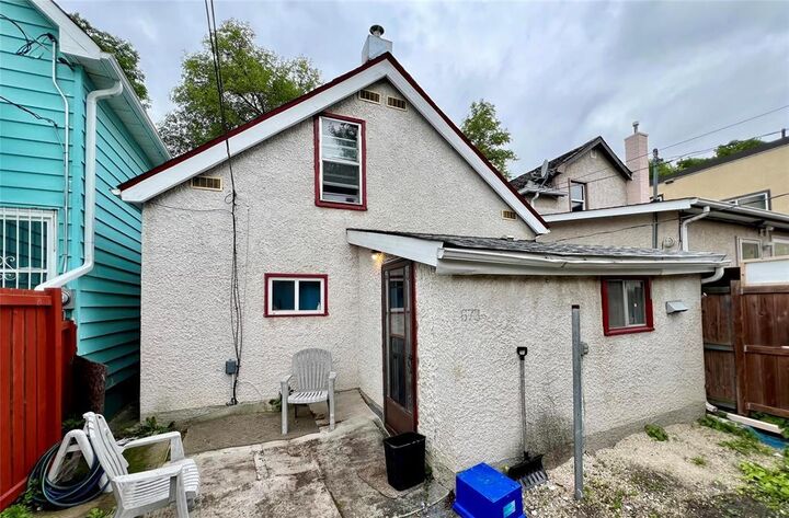 Property Photo: 673 Toronto Street MB R3E 1Z4