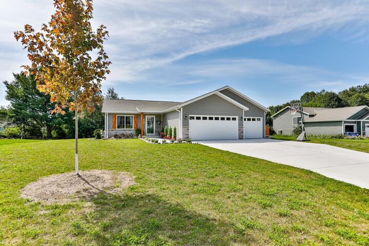 816 Stone Ridge Drive  Mosinee WI 54455 photo