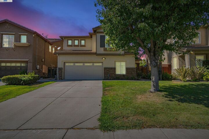 Property Photo: 2036 Tupelo Way CA 94509