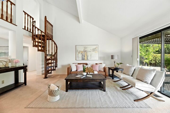 646 Bella Vista Ct  Fremont CA 94539 photo