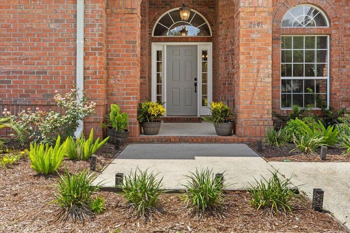 Property Photo: 2691 Stormy Circle FL 32566