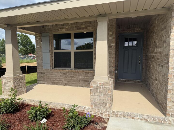 Property Photo: 184 Ridgeway Circle FL 32536