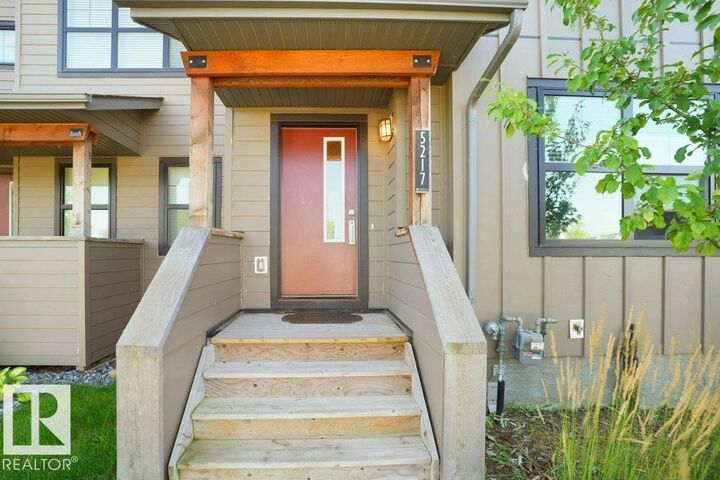Property Photo: 5217 Chappelle Road SW AB T6W 2B1