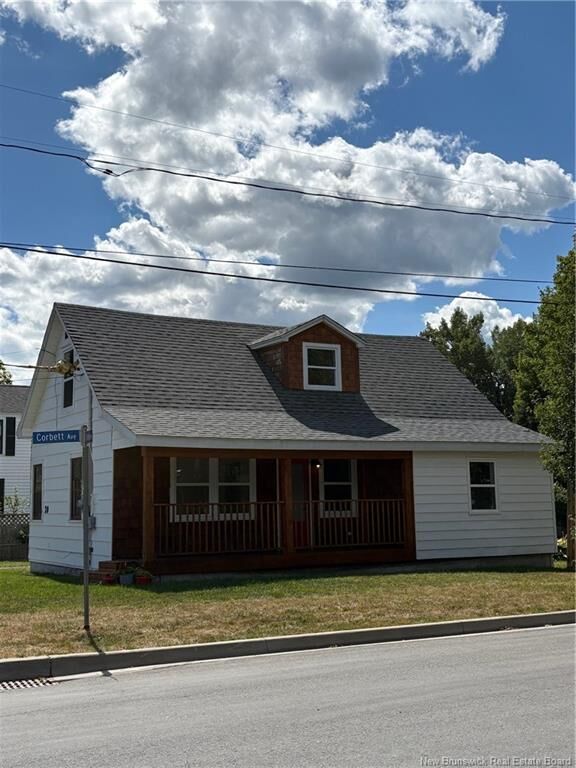 Property Photo:  20 Carman Avenue  NB E3A 3X1 
