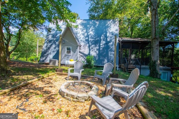 Property Photo: 746 Dot Road GA 30108