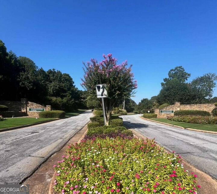 Property Photo: 2585 Westchester Way SE GA 30013