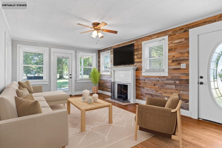 Property Photo: 316 Hodges Street Street AL 35768