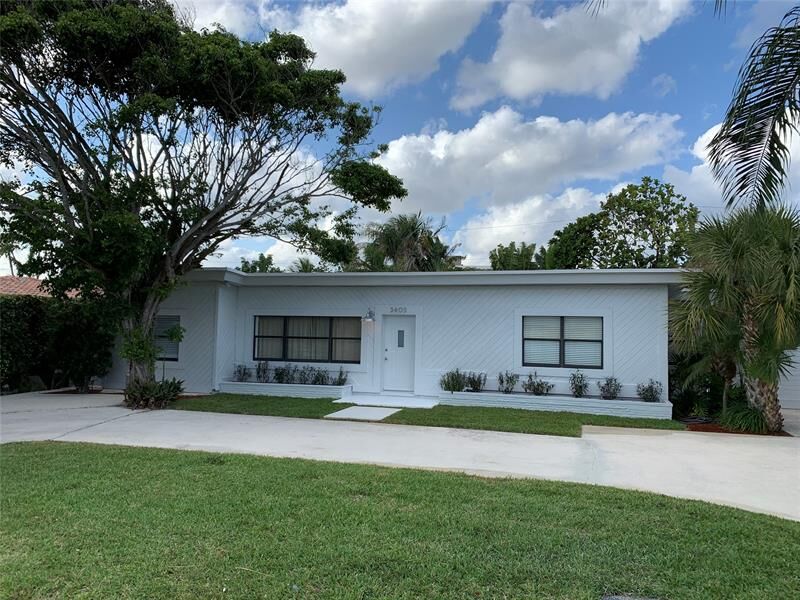 Property Photo: 3405 Dover Rd FL 33062