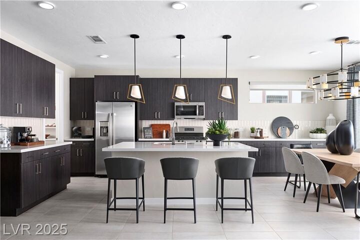 Property Photo: 1204 Crimson Sunbird Street NV 89084