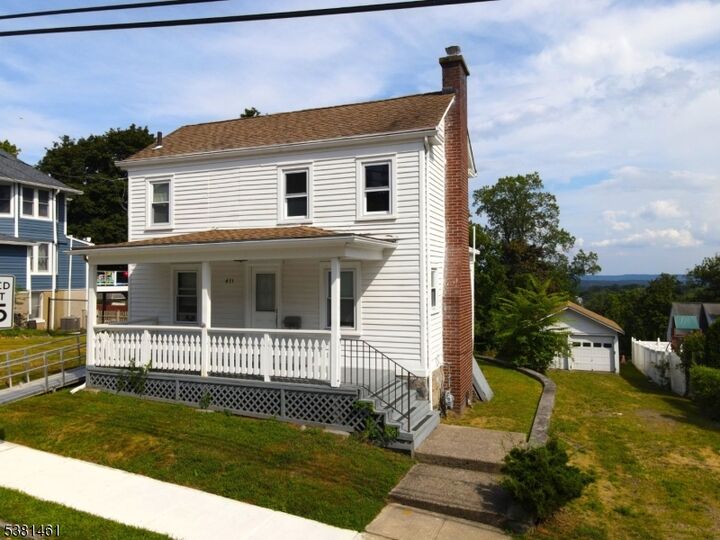 Property Photo:  411 William St  NJ 07005 