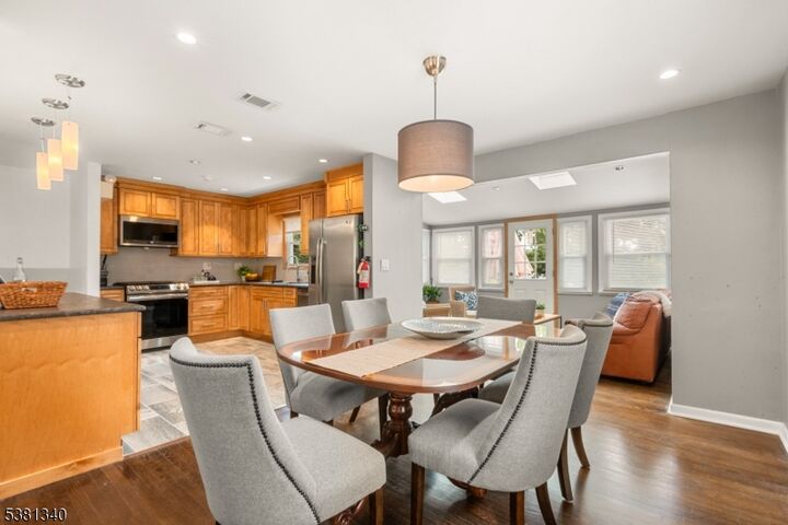 Property Photo: 4 Rosemont Ct NJ 07052