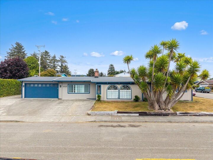 2523 Alder Lane  McKinleyville CA 95519 photo