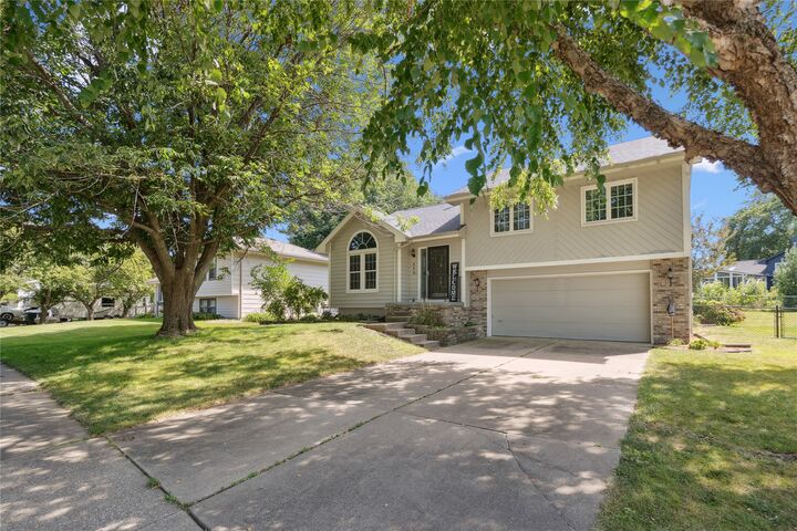 Property Photo: 510 NW 3rd Street IA 50111