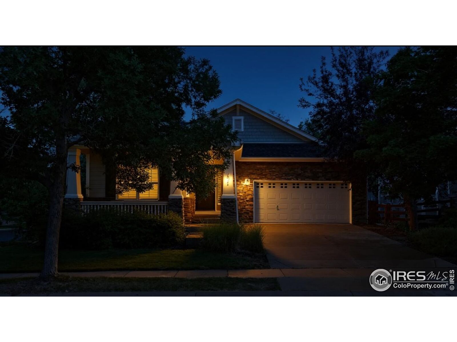 Property Photo: 13284 Elk Mountain Way CO 80020