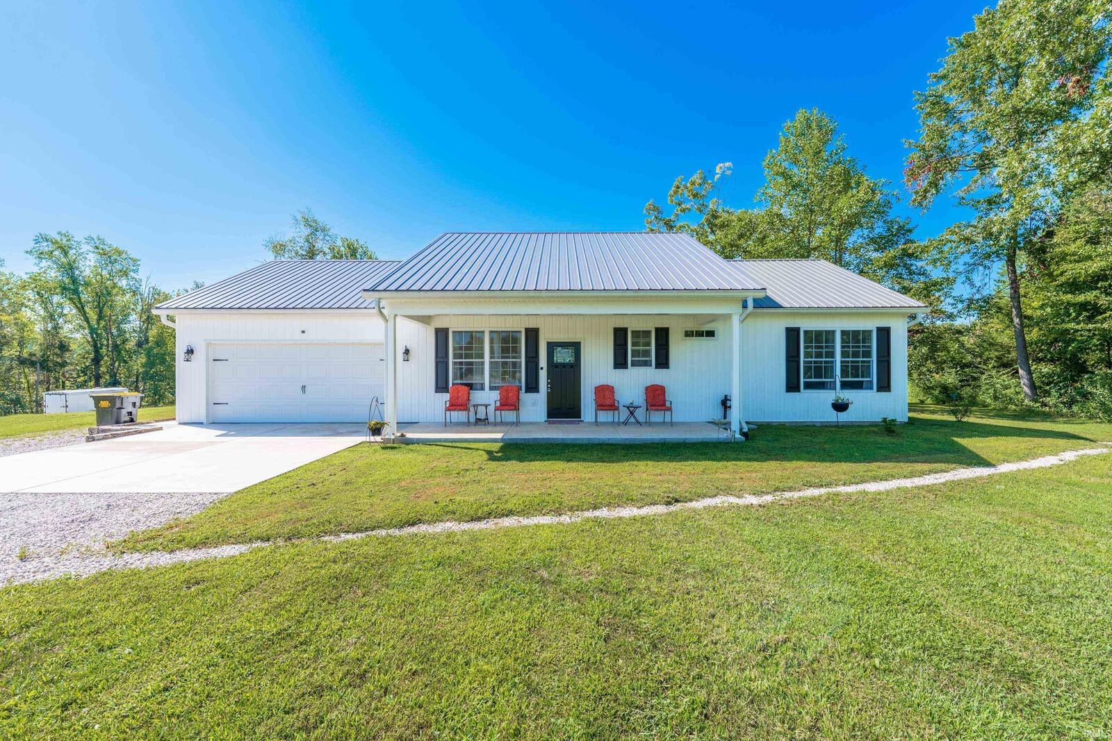 Property Photo: 7699 W Evans Road IN 47403-9126