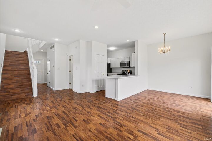 Property Photo: 2627 E Oaklawn Court IN 47401