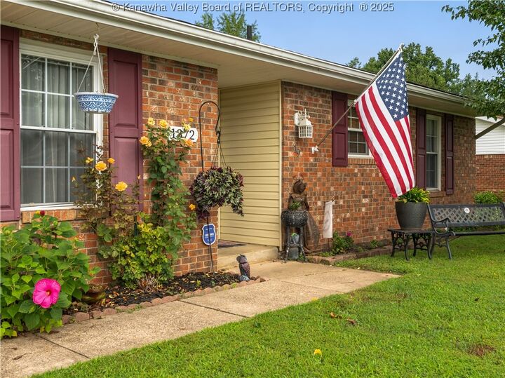 Property Photo: 1372 Riverdale Estates WV 25213