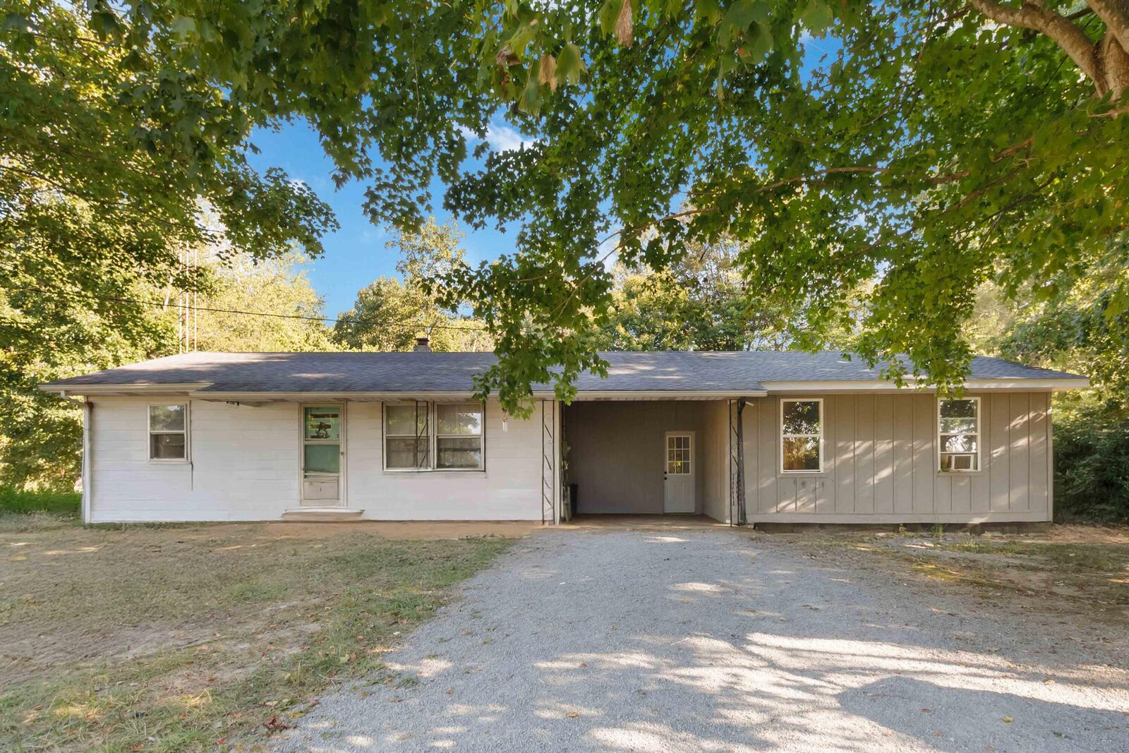Property Photo: 1466 Webb Ridge Road KY 42642