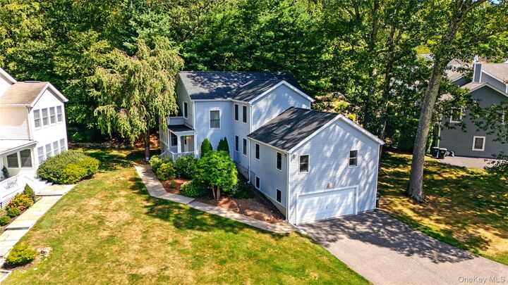 Property Photo: 11 Nottingham Way NY 10541