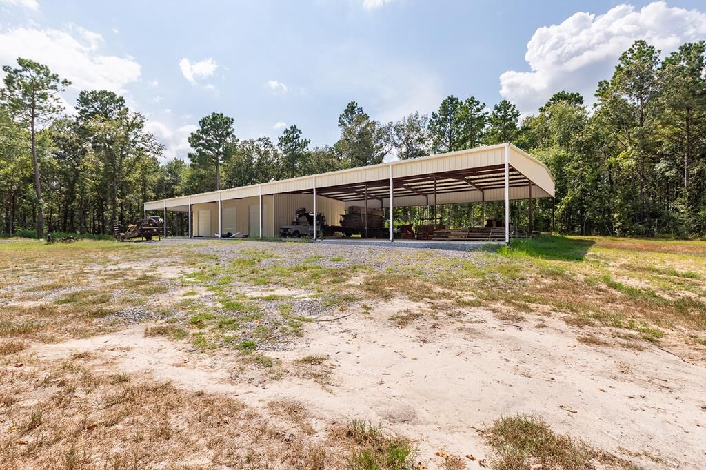 Property Photo: 3922 S Hwy 69 TX 75901