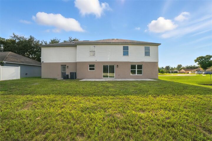 Property Photo:  5039 Oak Tours Drive  FL 32839 