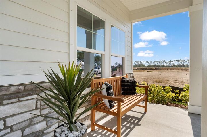 Property Photo: 93 Pegasus Road FL 32136