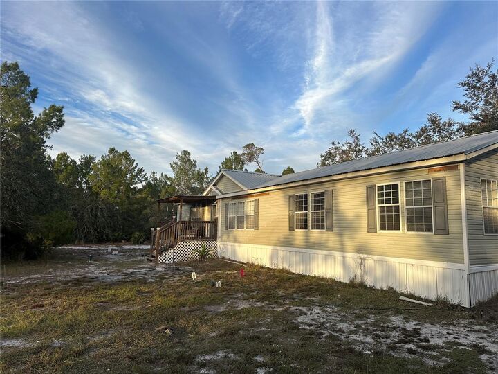 Property Photo: 473 Hobbs Drive FL 33960