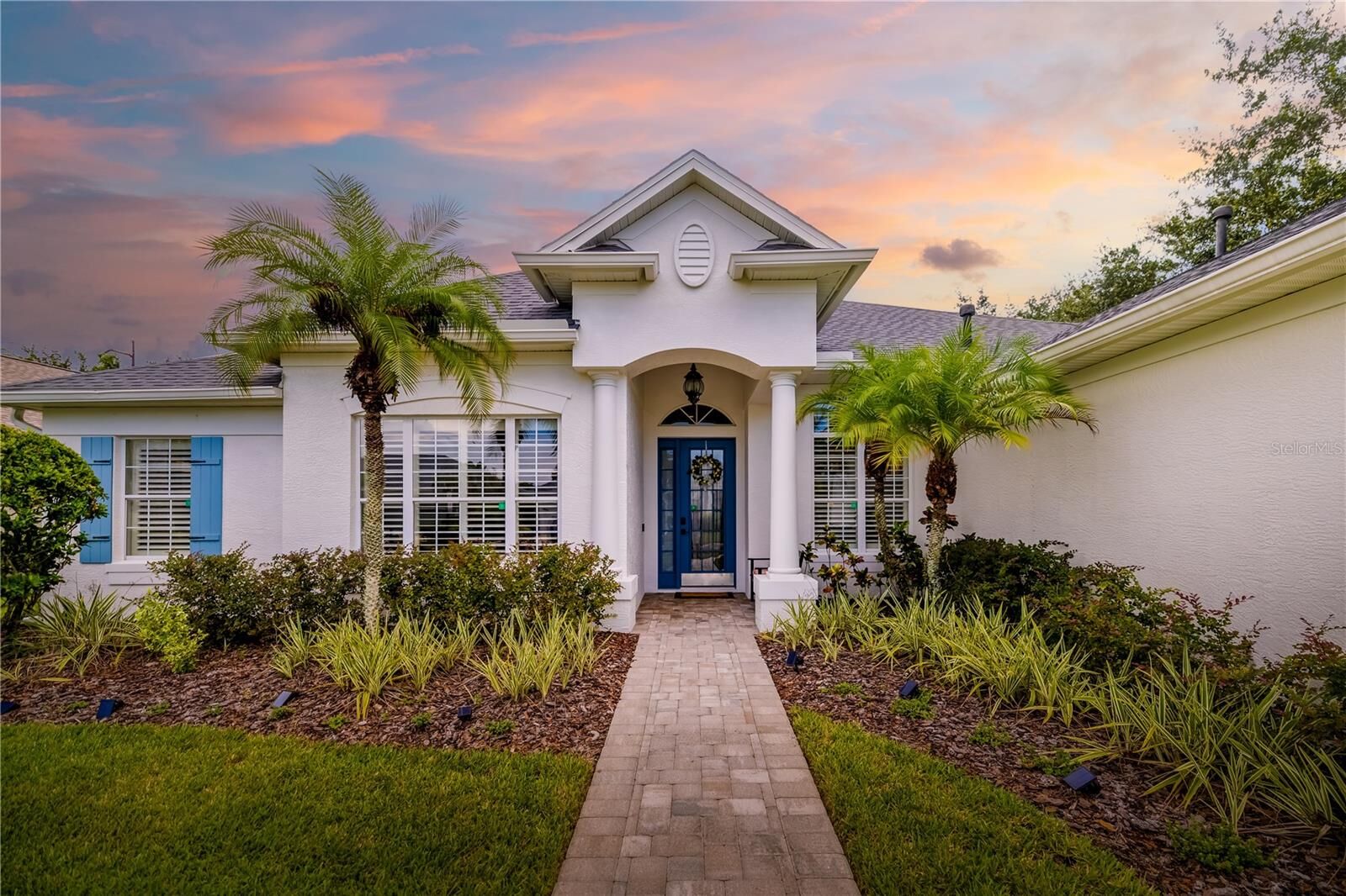 Property Photo: 8307 Planters Knoll Terrace FL 34201