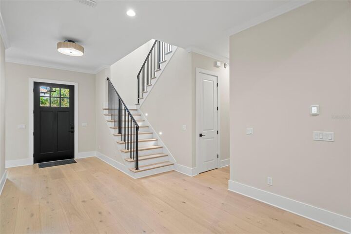 Property Photo: 3508 W Vasconia Street FL 33629