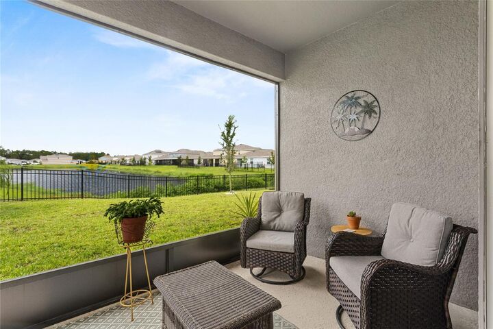 Property Photo: 2931 Camden Way FL 33837