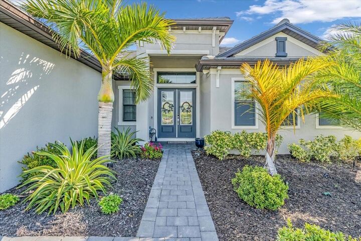 Property Photo: 4813 Sparkling Sea Lane FL 34211