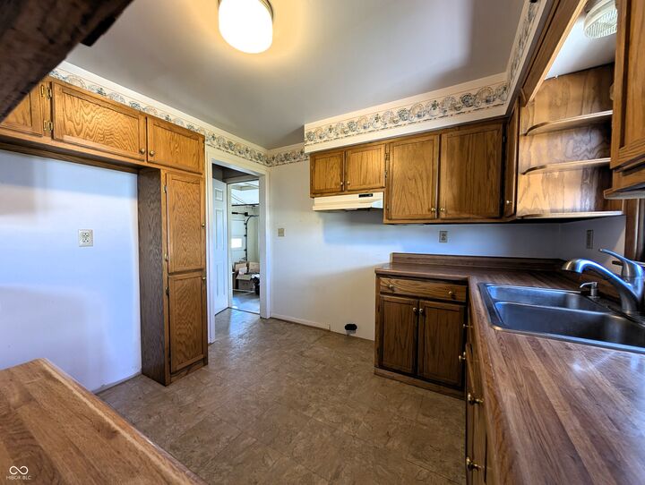 Property Photo: 6204 E 50 N IN 47203