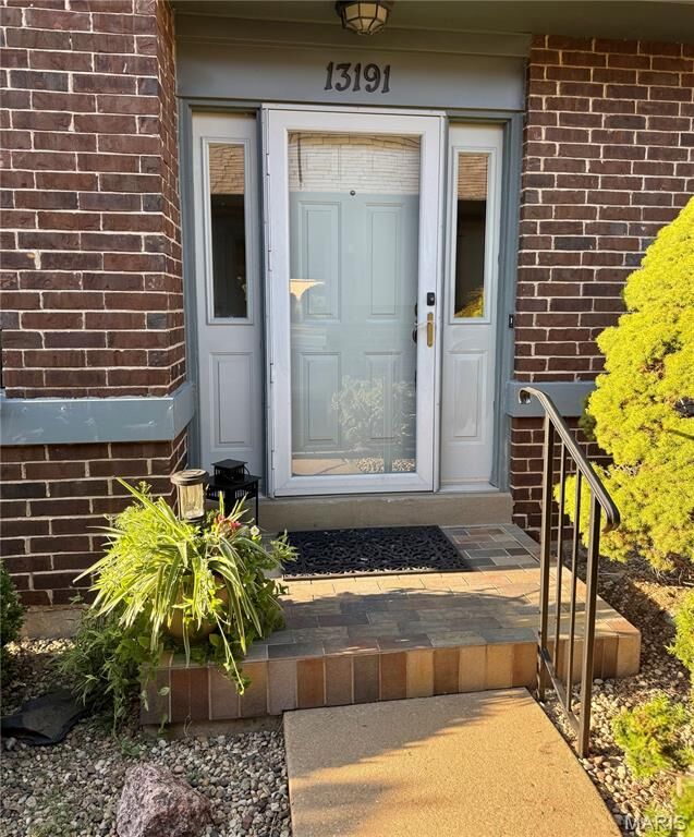 Property Photo:  13191 Royal Pines Drive  MO 63146 