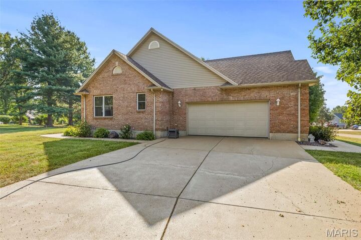 Property Photo: 501 Hawthorne Drive MO 63640