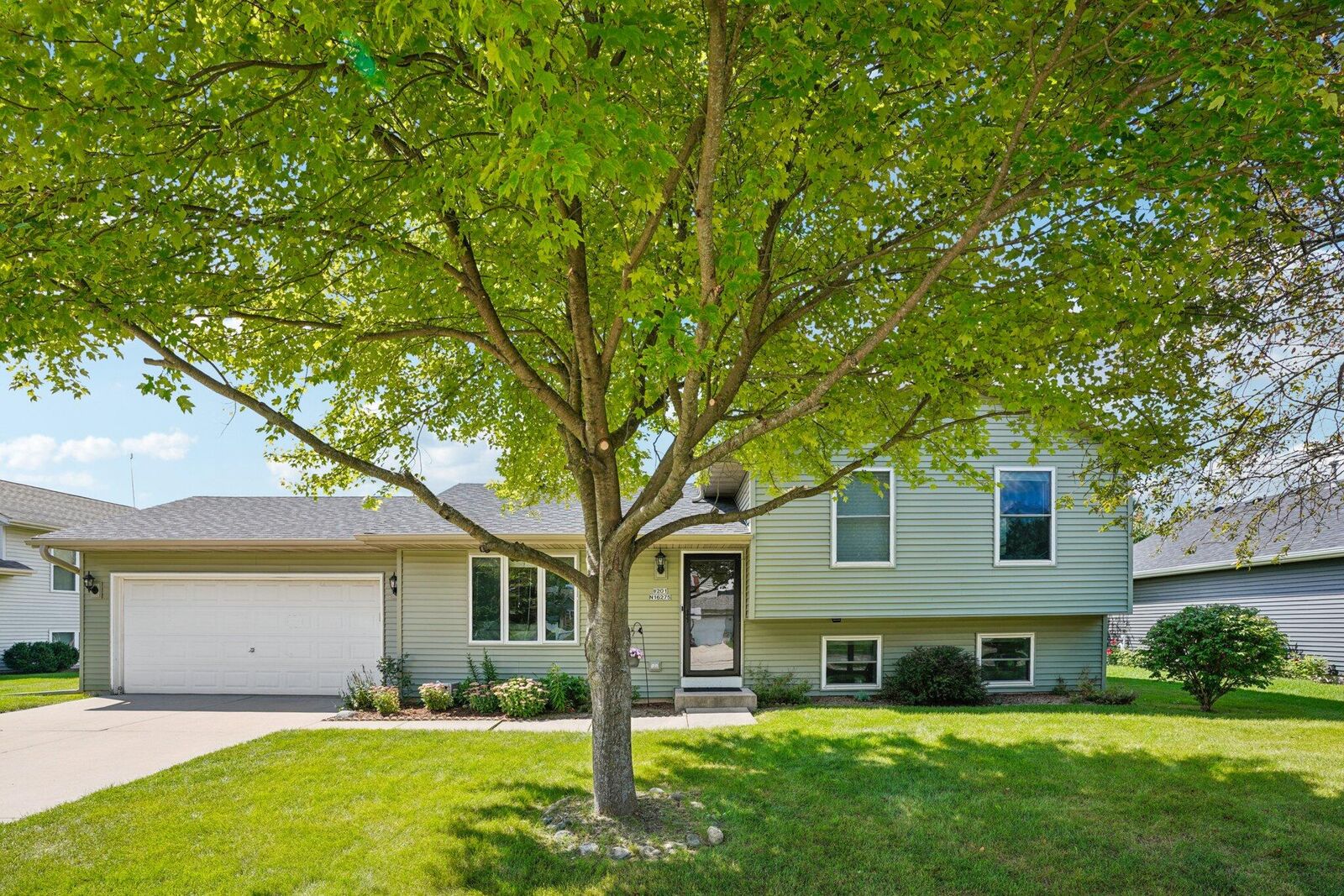 Property Photo: W201n16275 Ash Dr WI 53037