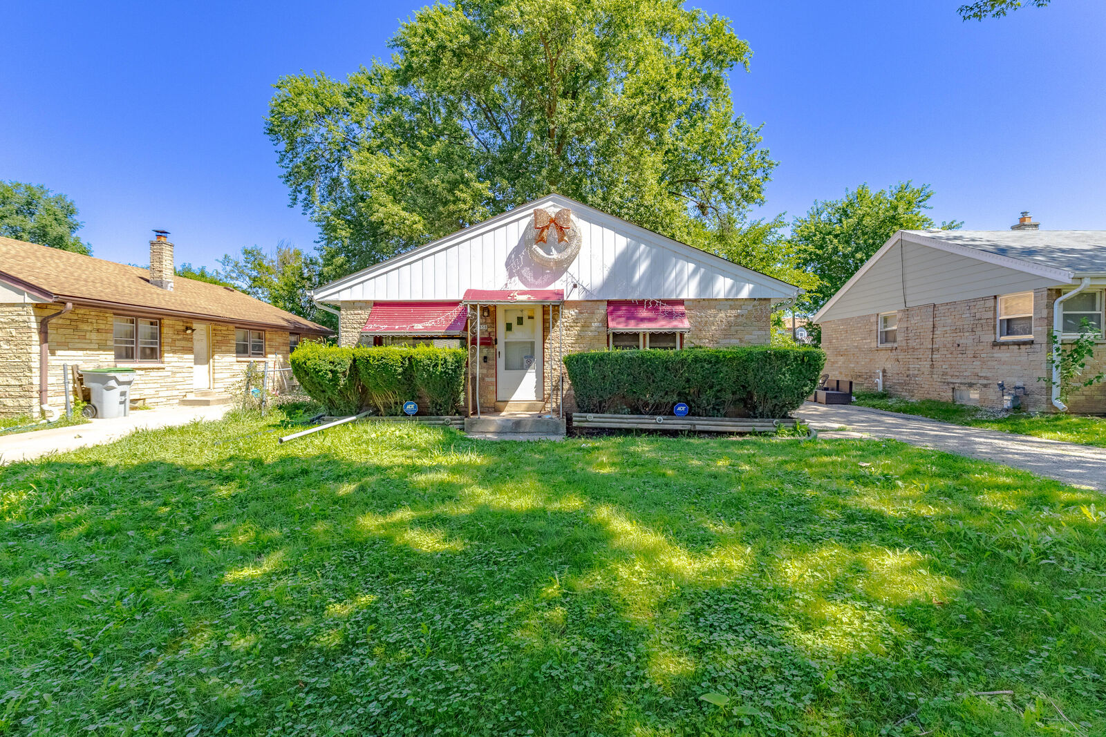 Property Photo:  5358 N 61st St  WI 53218 