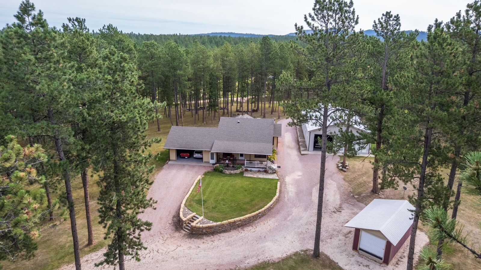 Property Photo: 25582 Last Stand Road SD 57730
