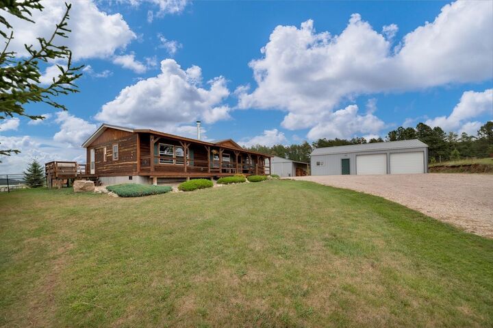 Property Photo: 25420 Sidney Park Road SD 57730