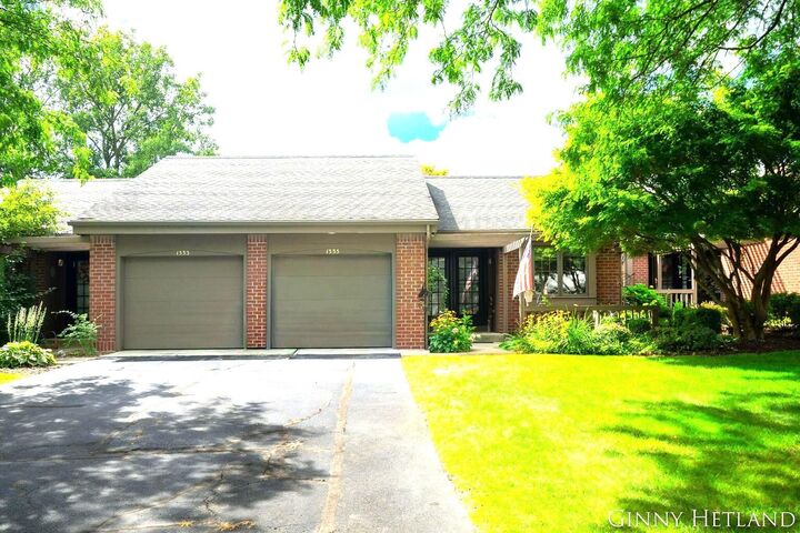 Property Photo:  1335 Suncrest Drive NE  MI 49525 