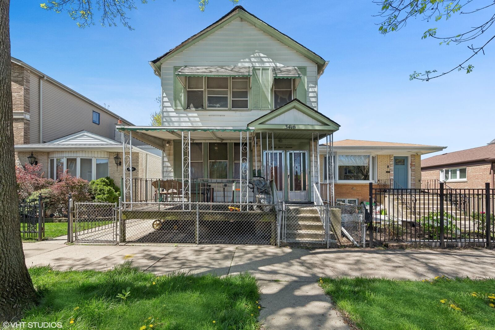 Property Photo:  3416 S Union Avenue  IL 60616 