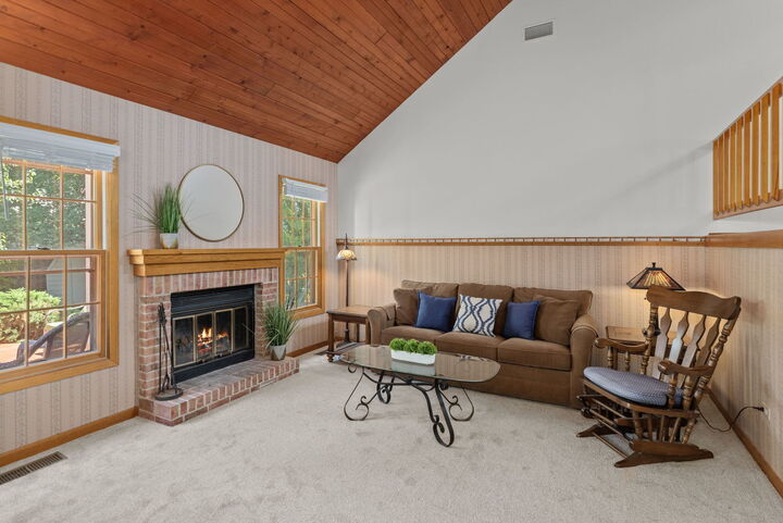 Property Photo: 11 Woodhead Drive IL 60046