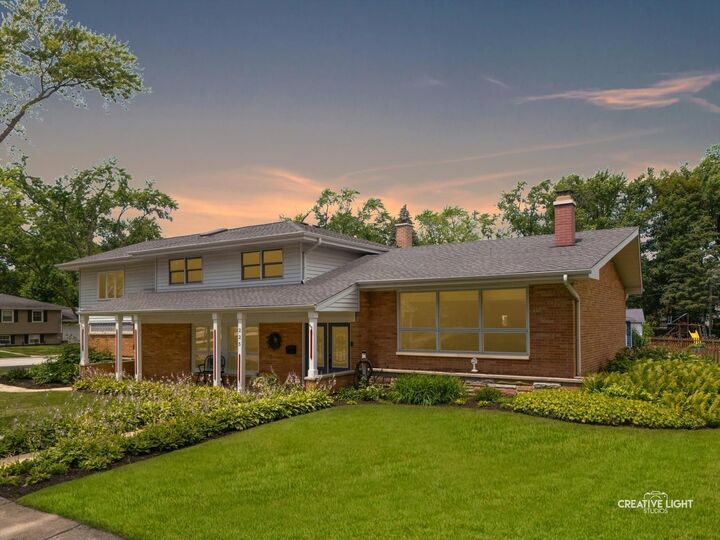 225 Elmwood Drive  Naperville IL 60540 photo