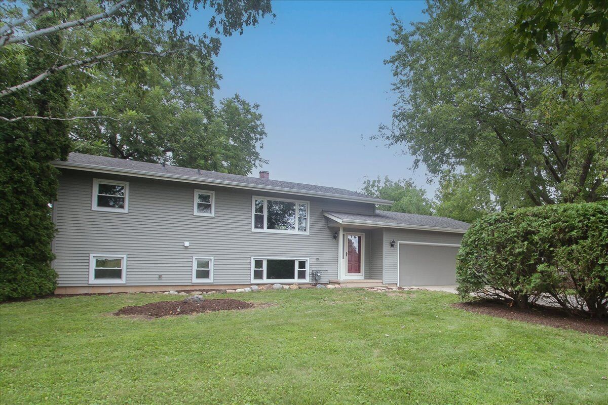 Property Photo: 6212 Meyer Road IL 60152